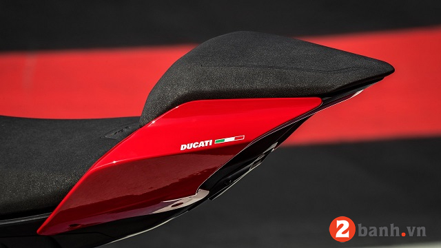 Ducati streetfighter v4 - 11