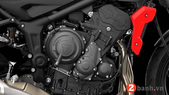 Trident 660 2023 - 5