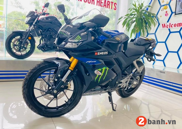 Ảnh chi tiết Yamaha YZFR15 màu vàng giá 78 triệu tại Việt Nam   MuasamXecom