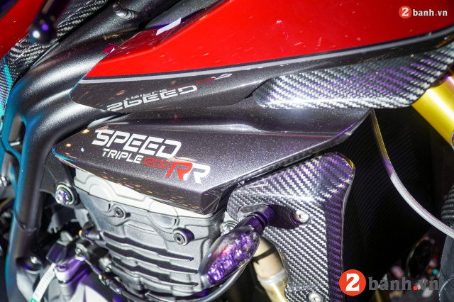 Speed triple 1200 rr - 8