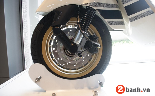 Vespa 946 christian dior - 8