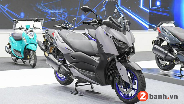 Yamaha XMAX 300 có giá bán gần 130 triệu đồng liệu có đấu lại đối thủ  Honda SH350i tại Việt Nam  CafeAutoVn