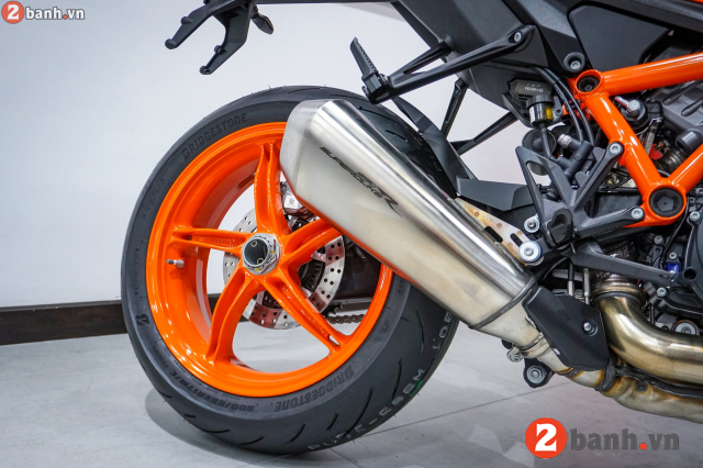 1290 super duke r evo - 17