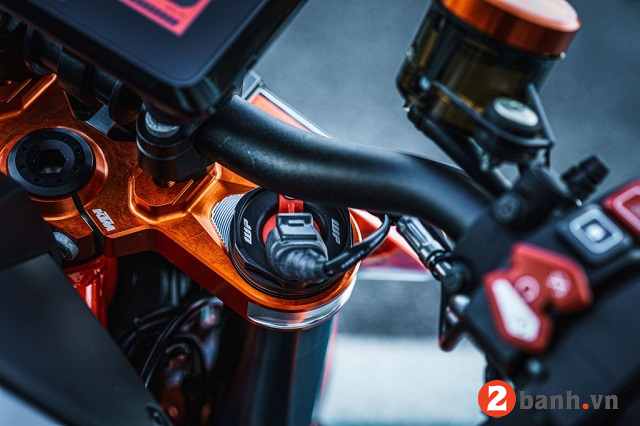 1290 super duke r evo - 9