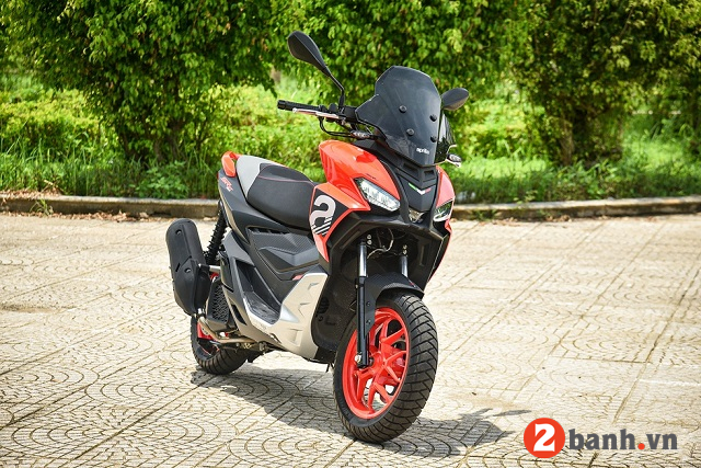 Aprilia sr gt 200 - 8