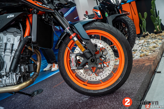 890 duke r 2023 - 16