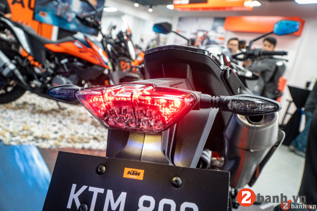 890 duke r 2023 - 12