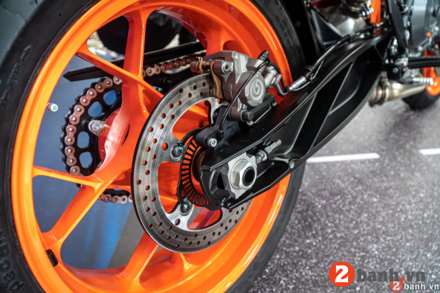 890 duke r 2023 - 13