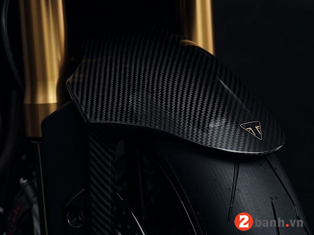 Speed triple 1200 rr bond edition - 11