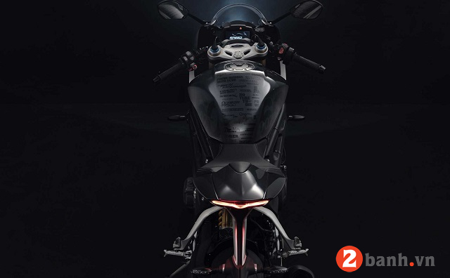 Speed triple 1200 rr bond edition - 6