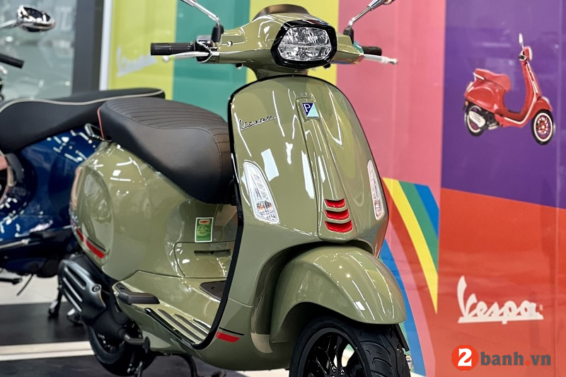 Vespa Sprint 2024 Giá xe Sprint S IGet ABS mới nhất 2024