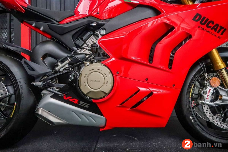 Giá Xe Ducati Panigale V4 S | Xe Môtô Panigale V4 Mới Nhất 2023