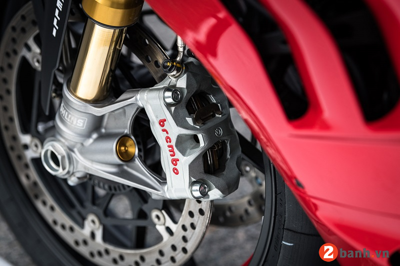 Ducati panigale v4 s - 16