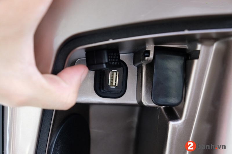 Vespa sprint s tft - 11