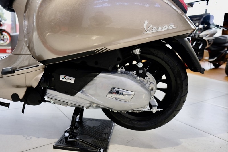 Vespa sprint s tft - 8