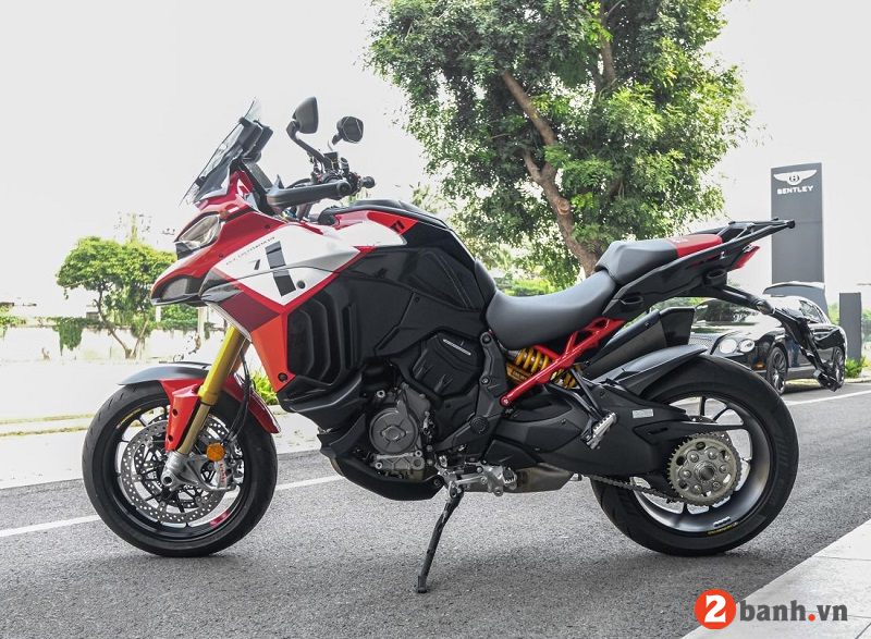 Multistrada v4 pikes peak - 1