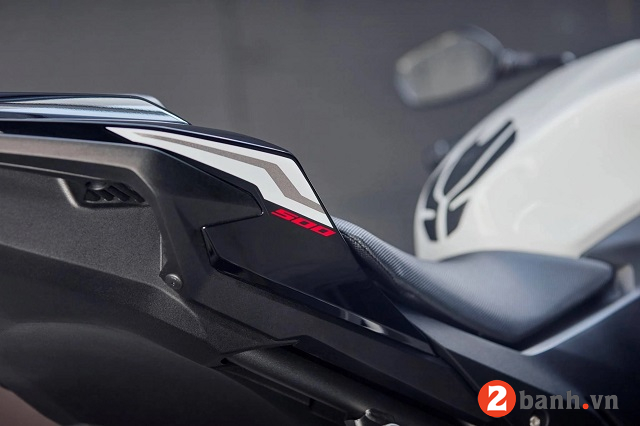 Cb500 hornet 2025 - 9