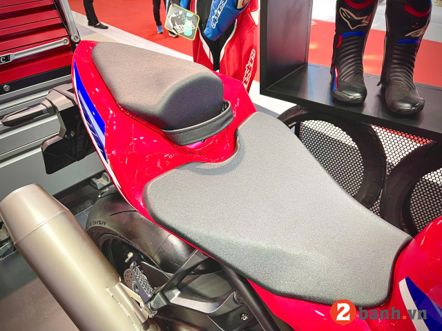 Cbr1000rr-r fireblade sp 2025 - 14