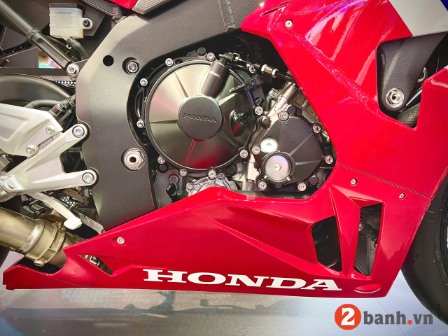Cbr1000rr-r fireblade sp 2025 - 3