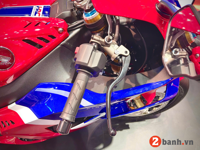 Cbr1000rr-r fireblade sp 2025 - 4