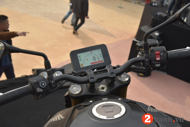 Cb1000 hornet 2025 - 10