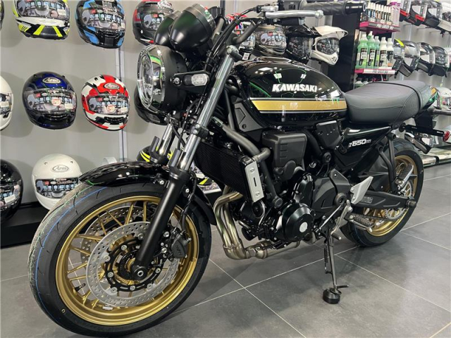 Z650rs 2025 - 3