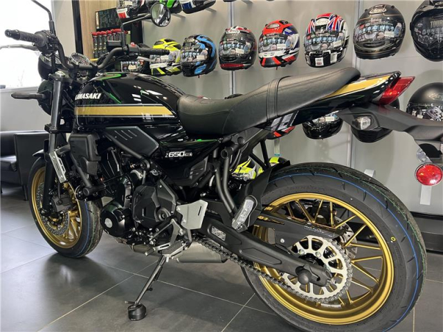 Z650rs 2025 - 13
