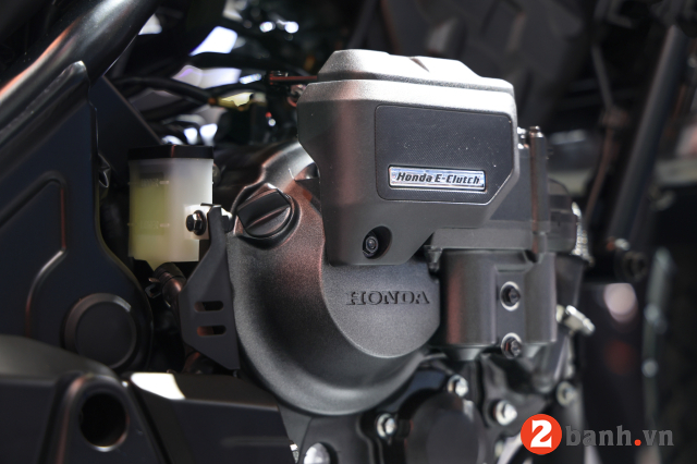 Cl300 e-clutch 2025 - 4