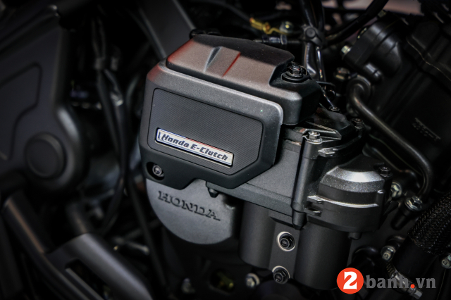 Rebel 300 e-clutch 2025 - 5