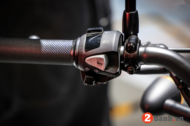 Rebel 300 e-clutch 2025 - 9