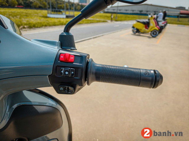 Vespa sprint 2025 - 12