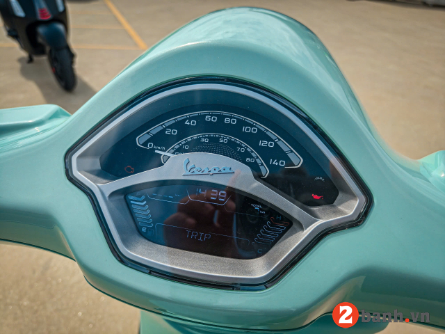 Vespa primavera 2025 - 10