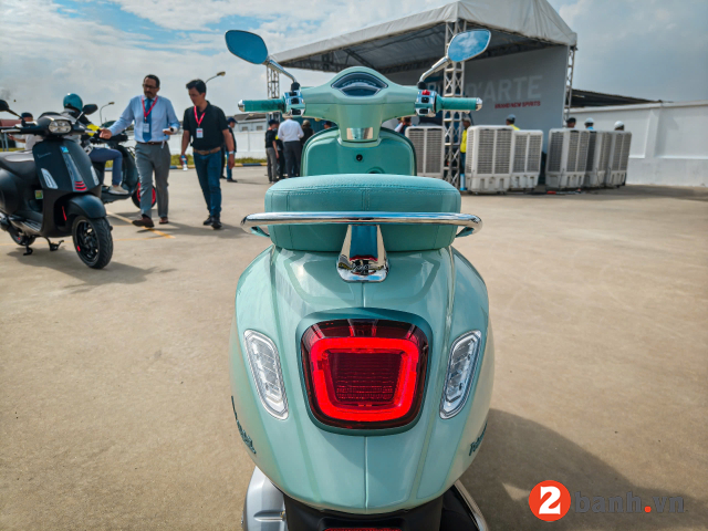 Vespa primavera 2025 - 13