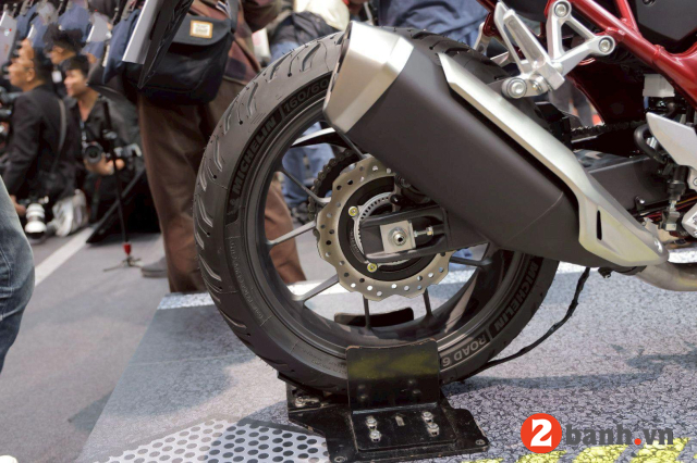 Cb750 hornet 2025 - 16