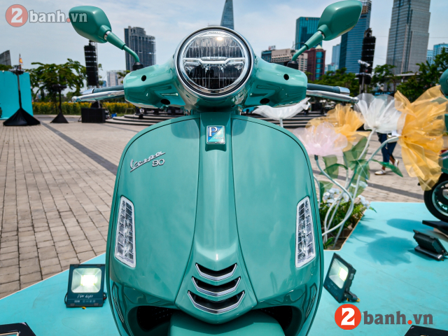 Vespa gts300 livrea 80th - 4