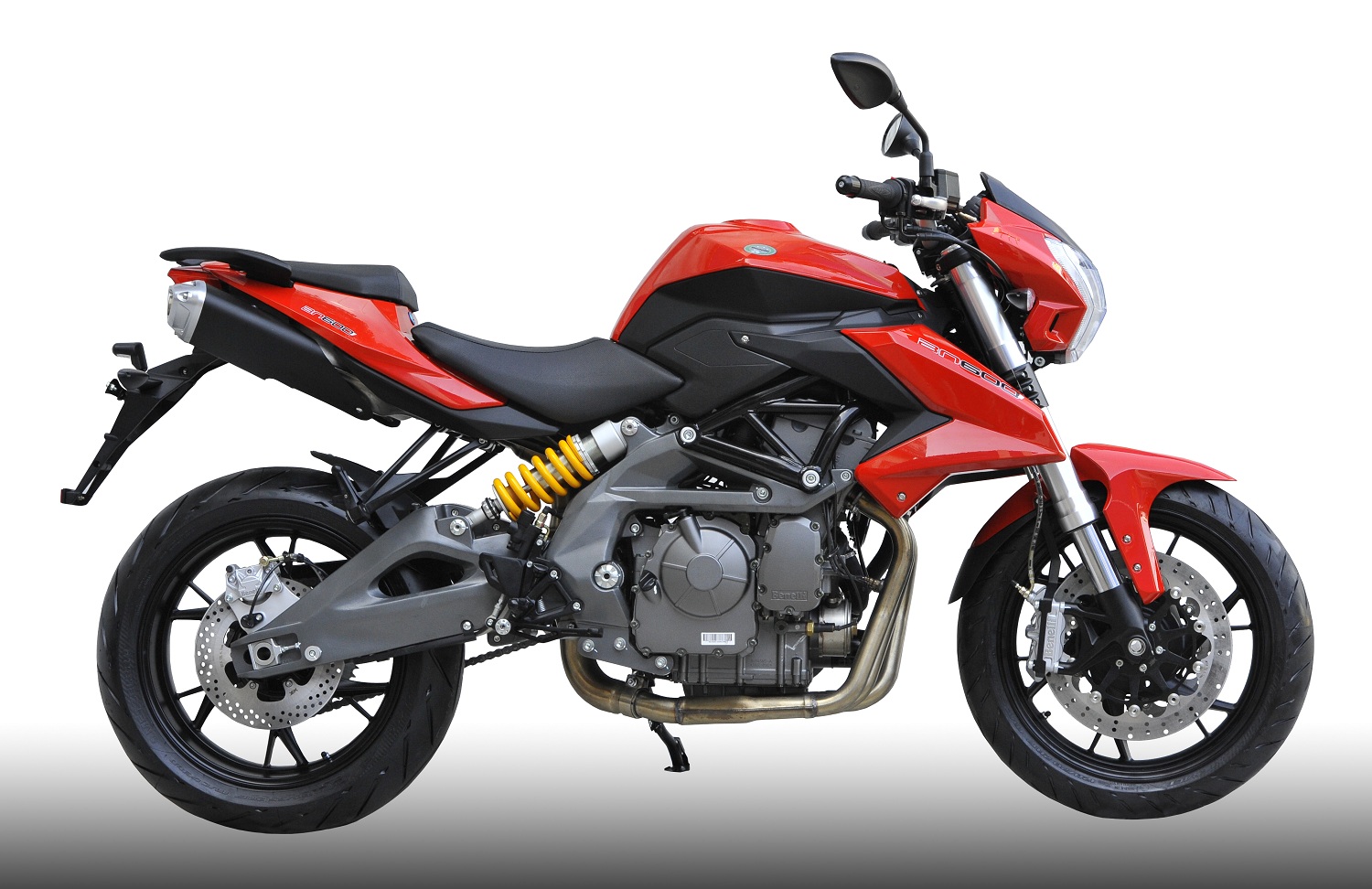 Benelli bán môtô 600cc rẻ nhất Việt Nam